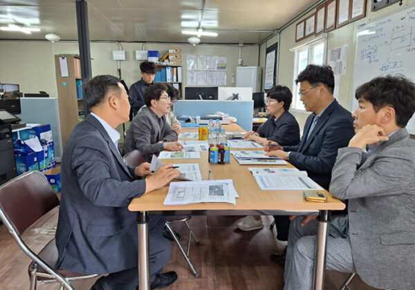 ‘수산식품산업 경쟁력 강화’ 전북자치도, 새만금 수산식품·어촌뉴딜 현장 점검 실시